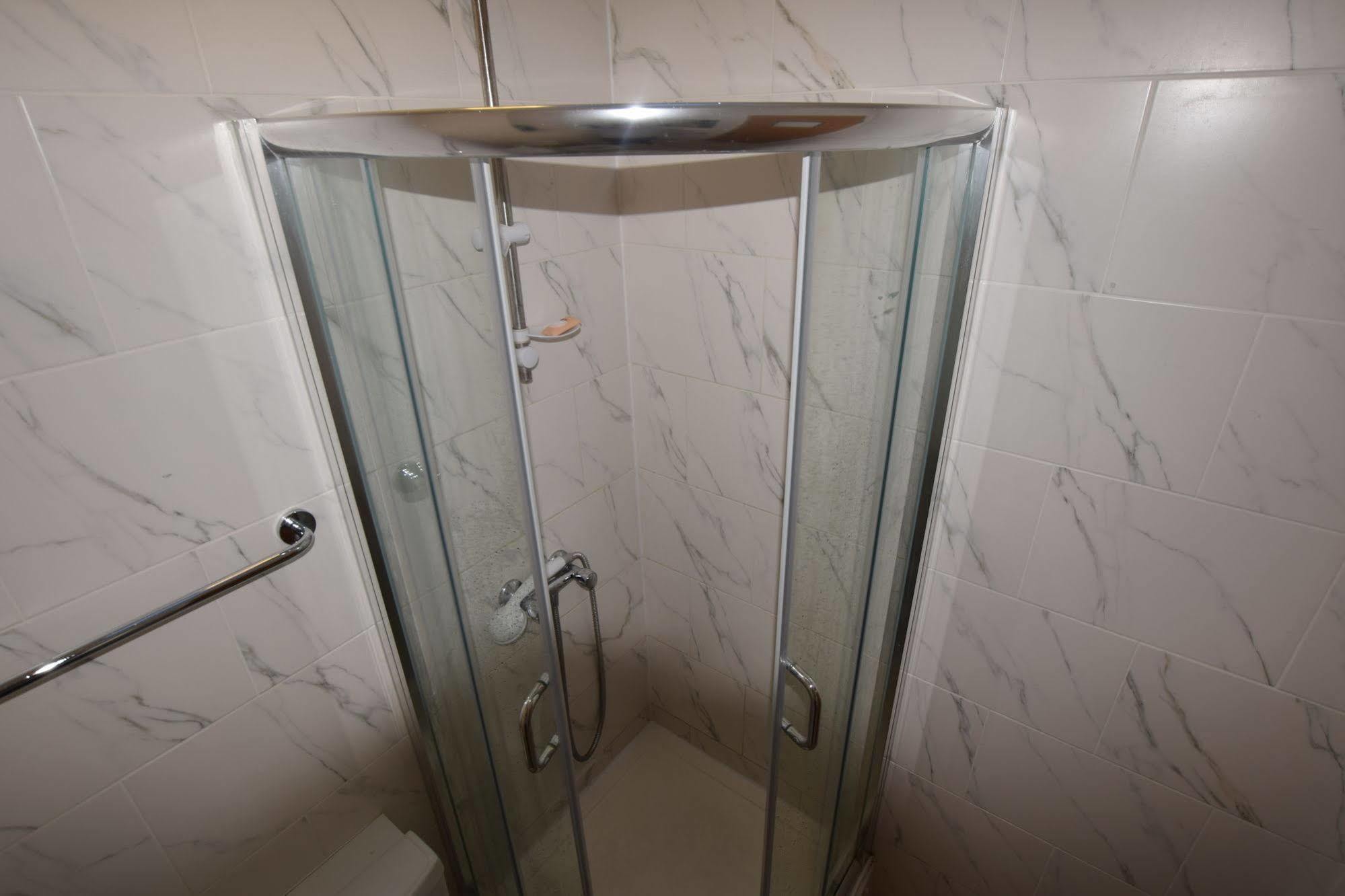 York Hotel Ilford Zewnętrze zdjęcie